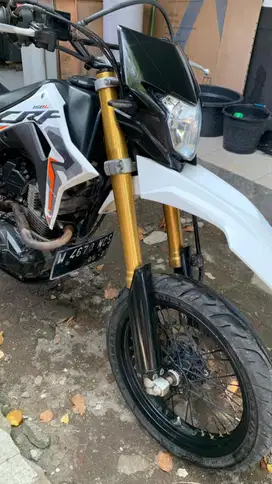 CRF 150L plat W pajak hidup ss Lengkap
