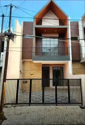 MURAH ‼️Rumah Baru Rungkut Mapan