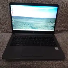 Laptop HP 240 G8