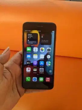 Apple iPhone 7plus internal 128 GB icloud kosong
