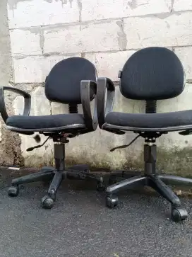 Kursi kantor/bangku merk savello
