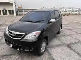 Toyota Avanza G MT/MANUAL 2010 Bensin