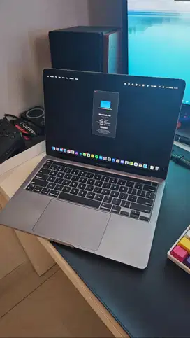 Macbook Pro M2 (2022) 16/256 fullset