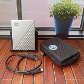 HDD Harddisk Hardisk External WD My Passport Ultra Silver 2TB Garansi