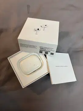 BOX + CHARGING CASE ONLY!! Apple AirPods Pro 2 with MagSafe Case