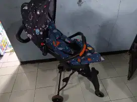 Stroller bayi lipat