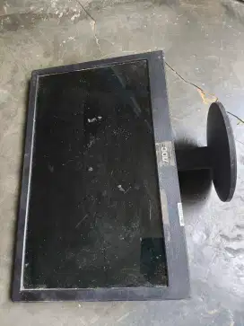 Monitor PC Merk AOC Ukuran Kecil