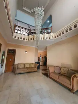Di Jual Cepat Rumah SHM, Harga 11M Nego