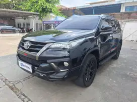 Pajak Panjang - Toyota Fortuner 2.4 VRZ TRD Solar-AT 2020
