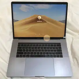 Macbook Pro 2019 15 inch, Core i7 Gen 9, RAM 16GB SSD 256GB, Mulus!