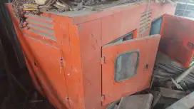 GENSET SILENT 40KVA MERK FORD