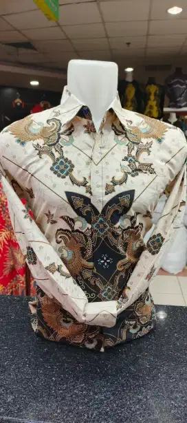 Kemeja Batik Lengan Panjang Lapis Puring Hero