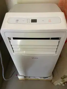 Midea AC Portable 1/2 pk