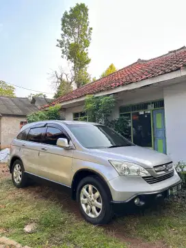 Di jual HONDA CR-V 2.4 2007 ( PRIBADI )