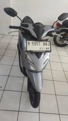BEAT DELUXE 2024 OKe  cas/ kredit DP 1950
