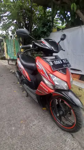 Bismillah jual honda vario 110 old thn 2013
