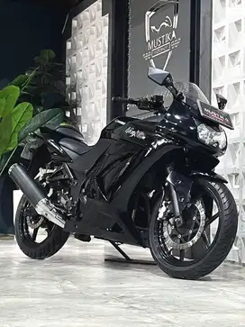 Istimewa‼️Kawasaki Ninja 250 Karbu 2011 - Ayu Mustika