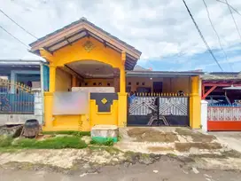 Rumah Strategis 15 Menit ke Terminal Bojong Gede Hadap Timur J-24932