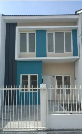 Di jual rumah Baru  2 lantai  di perumahan Green mansion