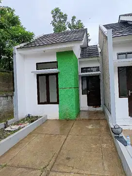Rumah minimalia dalam komplek