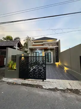 Rumah Cantik Di Jalan Kaliurang Km 12,5