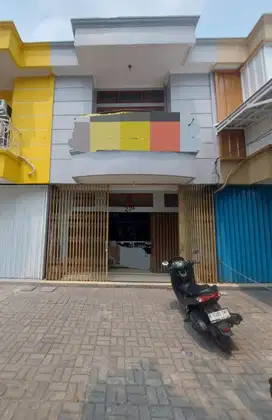 Dijual Ruko 2.5 LT  Lokasi Strategis di Raya Condet Jak Tim