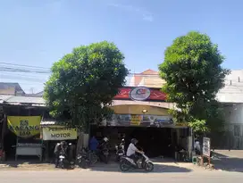 Ruko Tempat Usaha Komersial Area Lokasi Raya Manyar Surabaya