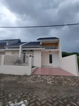 rumah golden berry regency
