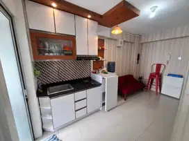 DISEWAKAN 2BR FURNISH BULANAN FLAMBOYAN BASURA CITY APARTEMEN FREE IPL