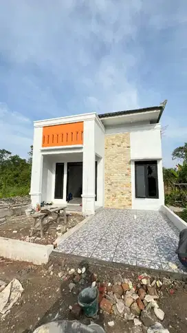 RUMAH MURAH BERNUANSA BALI MURAH HANYA 500 JUTAAN DEKAT MANHATTAN MALL