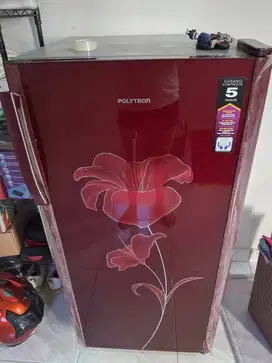 Kulkas 1 pintu merek polytron