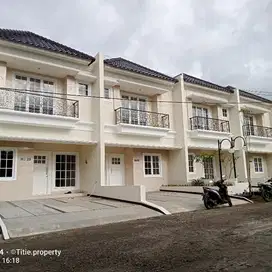 Rumah Siap Huni Suasana Asri Lokasi Strategis dekat Tol Sentul