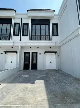 DIJUAL RUMAH JALAN LORONG II BARAT KOMPLEK CEMARA COLORADO