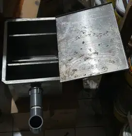 DIJUAL BU ALAT UNTUK SARING LEMAK DAN MINYAK MAKANAN