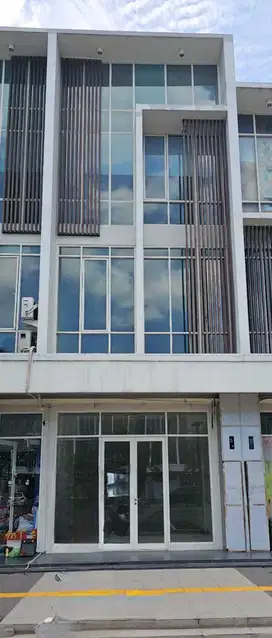 Ruko Northwest Boulevard Citraland Utara, Bangunan 3 Lantai, Nego