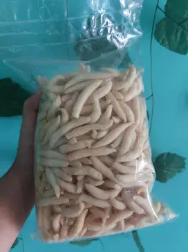 Kue gabus keju asin