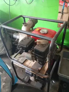 Pompa air irigasi merk honda