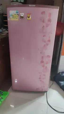 Dijual Kulkas 1 Pintu Merk SHARP masih Original