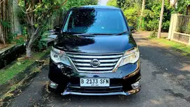NISSAN SERENA 2.0 HWS MATIC 2015 150jt KM 85rb HITAM TDP 25 3.9 5thn
