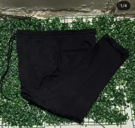 Relaxing pants zara size 35