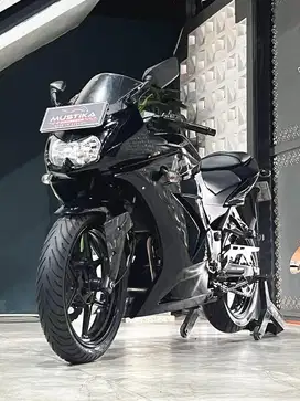 Banting Harga‼️Kawasaki Ninja 250 Th 2011 - Ayu Mustika