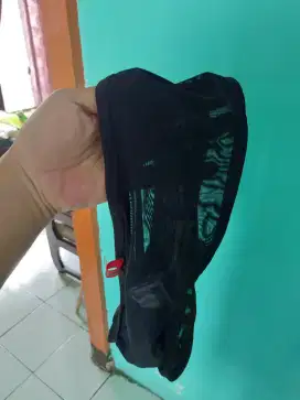 Running belt (tas pinggang)