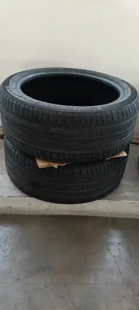 Ban mobil Michelin 255/45 R20 (bekas)