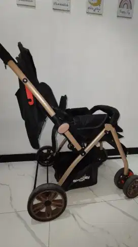 Stroller Hitam Gold Muluss