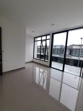 JUAL BU - RUMAH PIK2 MILENIAL TEUKNAGA TANGERANG / MART