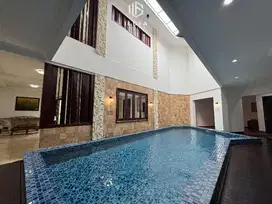 Disewakan rumah besar bisa untuk kantor lokasi strategis hang lekir