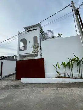 FOR SALE NEW 3 STOREY  VILLA AT KUTUH GWK VIEW