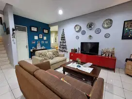 Rumah Hook Siap Huni 2 Lantai Nyaman di Rawamangun