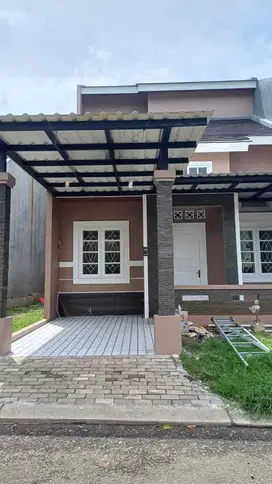 For Sale Rumah di Montreal Kota Wisata