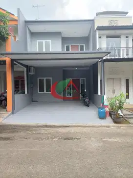 dijual rumah kota wisata 2 lantai